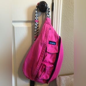 pink kavu rope sling bag